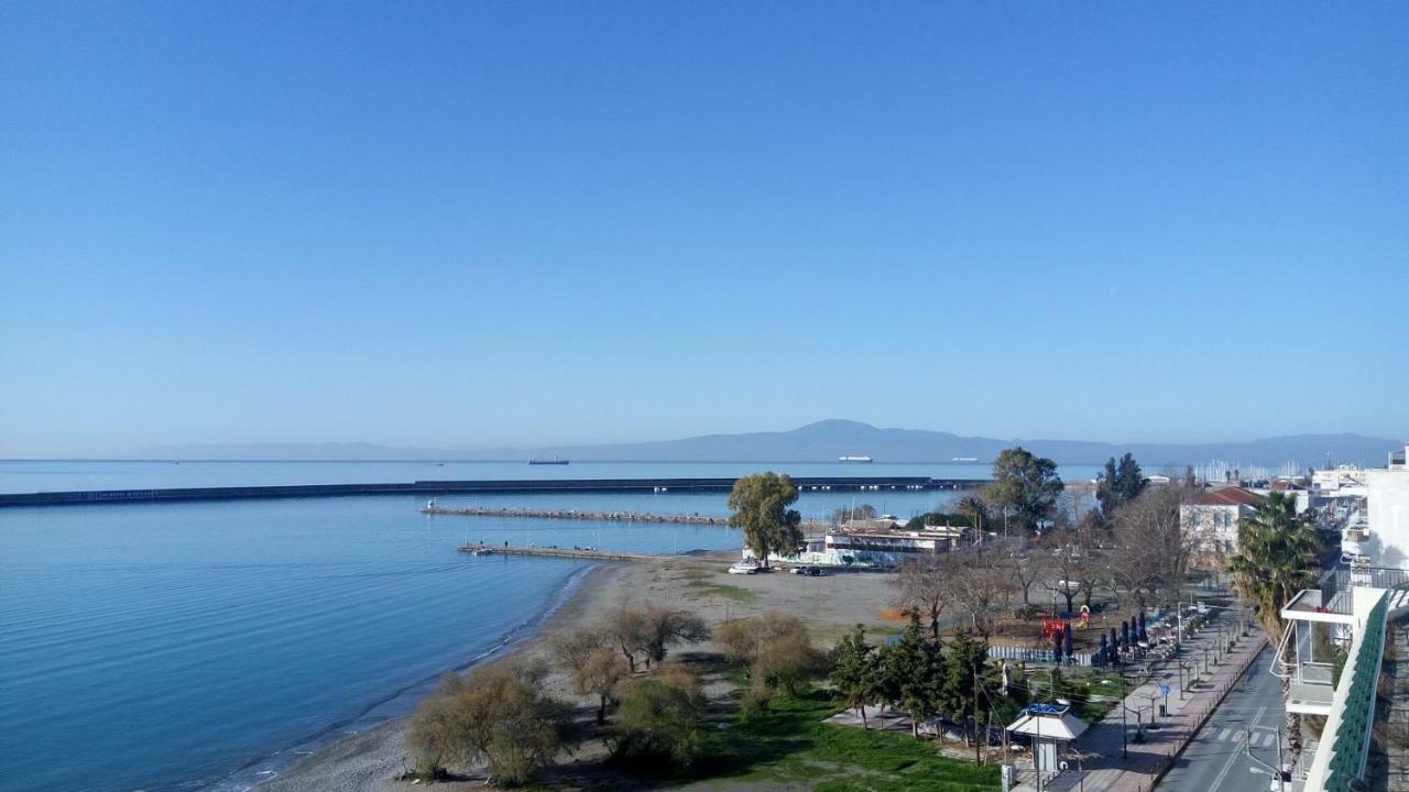 Ferienwohnung Seafront Penthouse Leo Kalamata Exterior foto