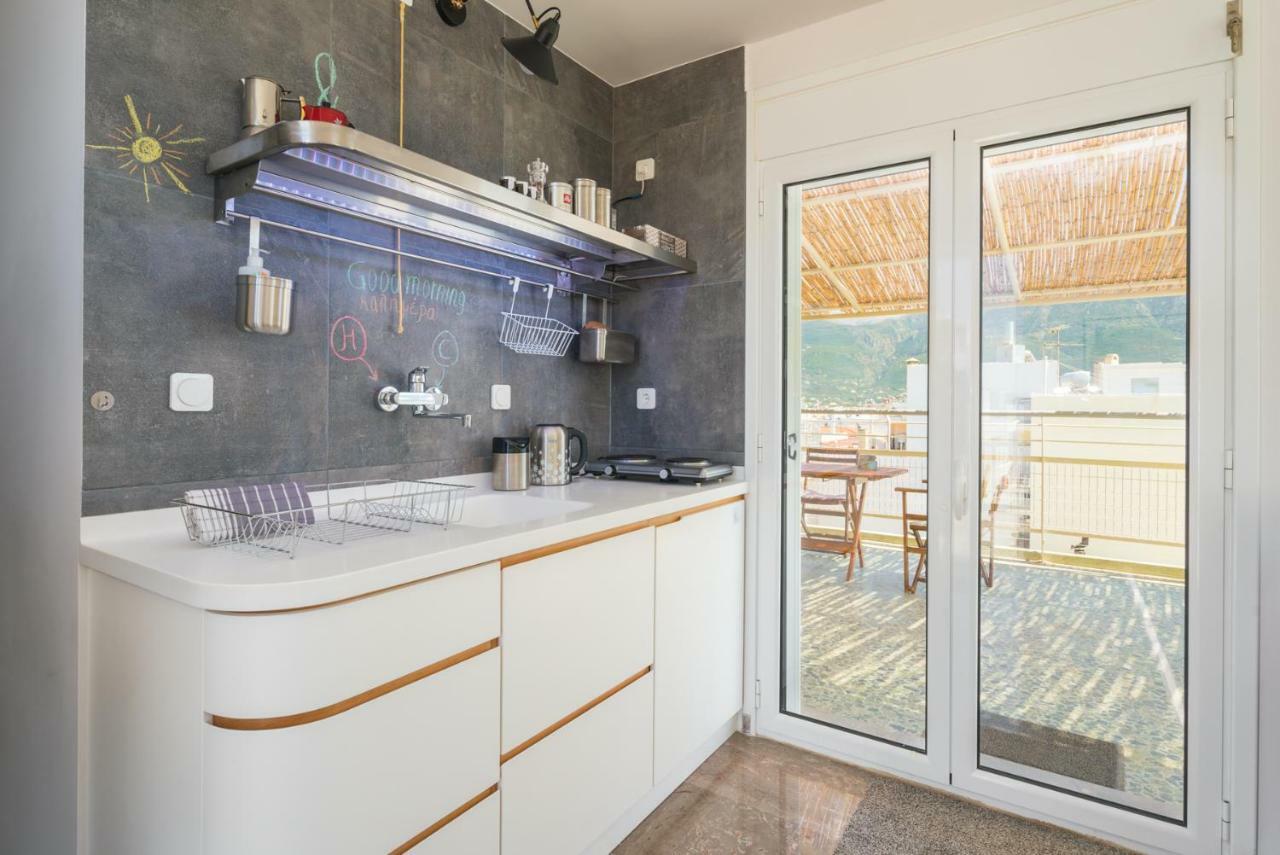 Ferienwohnung Seafront Penthouse Leo Kalamata Exterior foto