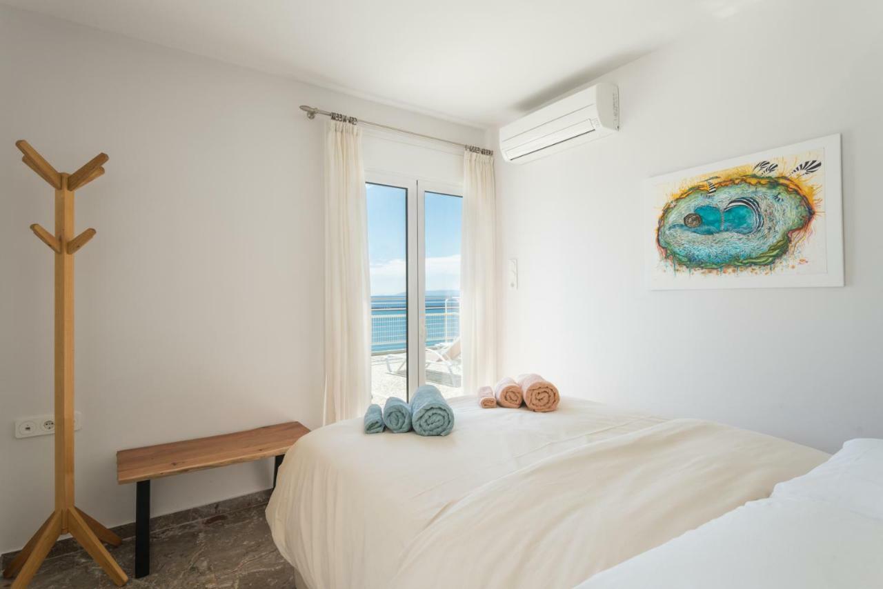 Ferienwohnung Seafront Penthouse Leo Kalamata Exterior foto
